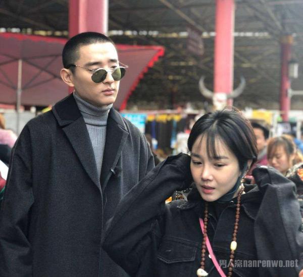 于小彤35岁才结婚怎么回事？为什么那么晚结婚
