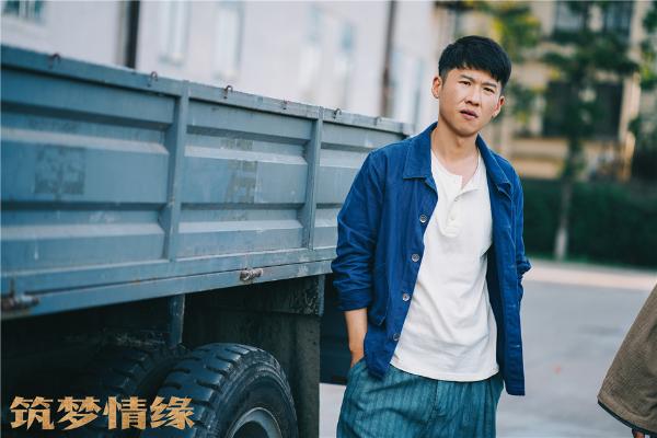 霍建华杨幂《筑梦情缘》热播 励志热血内核彰显时代正能量