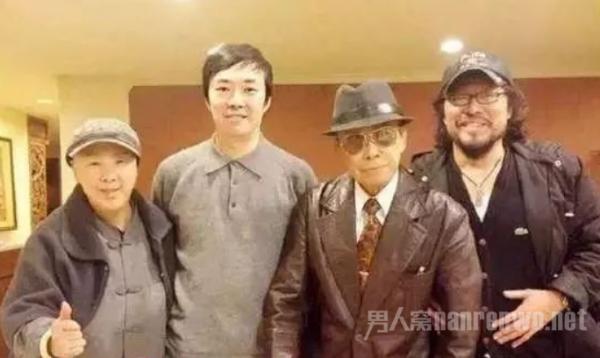 费玉清告别演唱会哭了 粉丝看后心疼 他还是没有抗住！