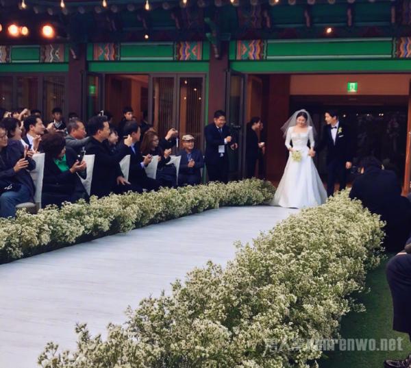宋慧乔方回应离婚 似乎在暗示离婚事件并不简单