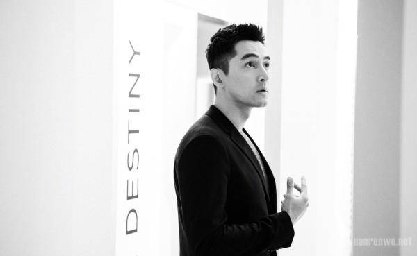 胡歌薛佳凝聚餐疑似复合！看来众多前任中老胡最喜欢她？