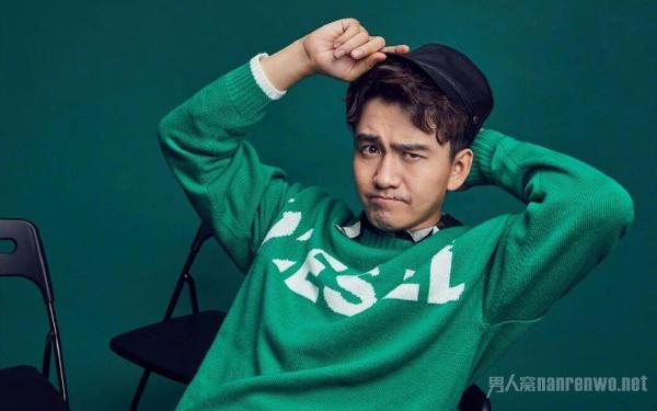 翟天临酒吧嗨整夜有辣妹作伴 学术不端被查后暴露原型