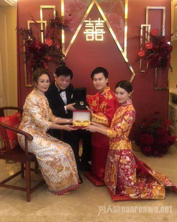 文咏珊结婚 嫁入豪门后中西式婚礼轮番举办 有钱任性