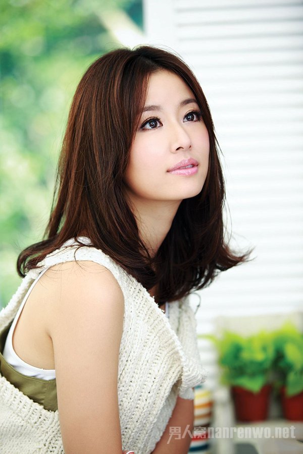 林心如读硕士 粉丝喊话霍建华同进步 网友：学奶茶妹妹