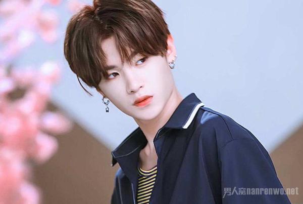 黄明昊妈妈方发声：借慈善名义谋利为造谣 将追究责任