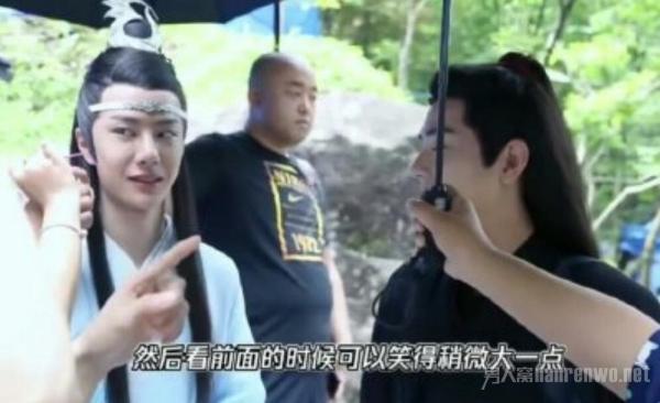 肖战王一博唱白色风车 陈情令花絮到大结局 网友泪目