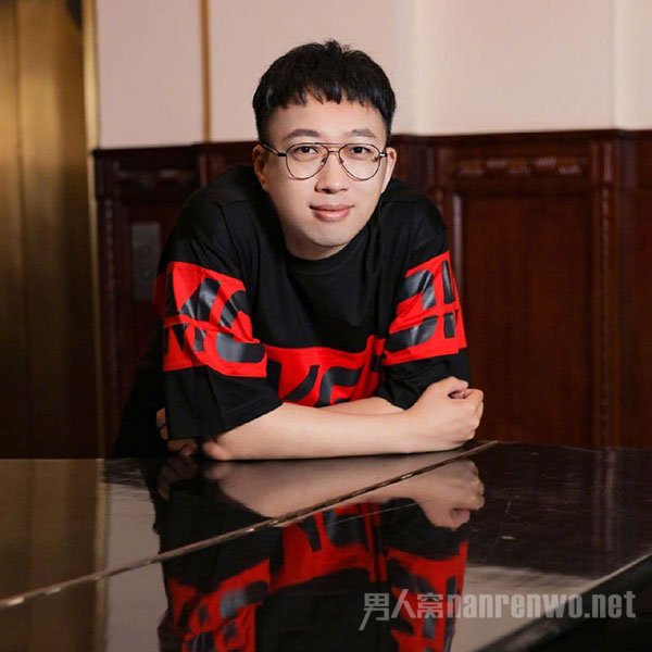 于正谈娱乐圈套路上热搜 反被质疑 网友：这是经验之谈