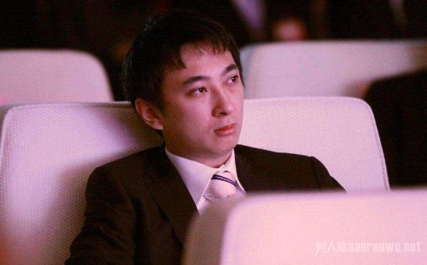 王思聪房祖名聚餐 如此低调反倒让网友不适应