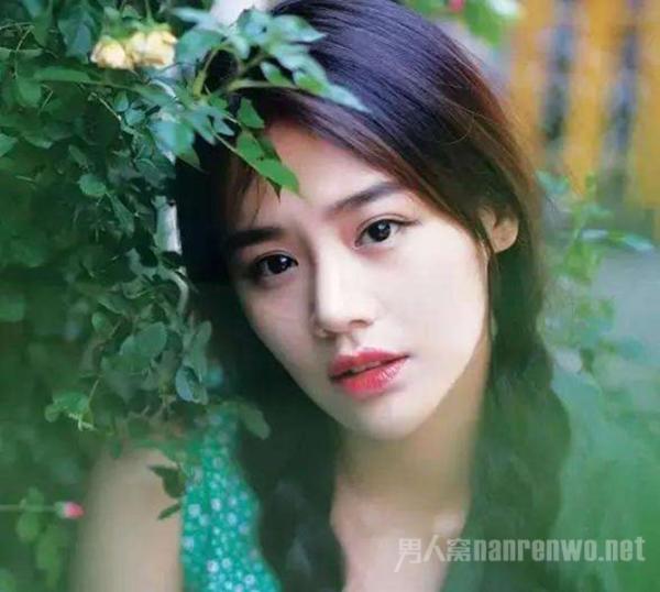 马思纯瘦了 却被质疑双眼皮是割的 网友：拆东墙补西墙