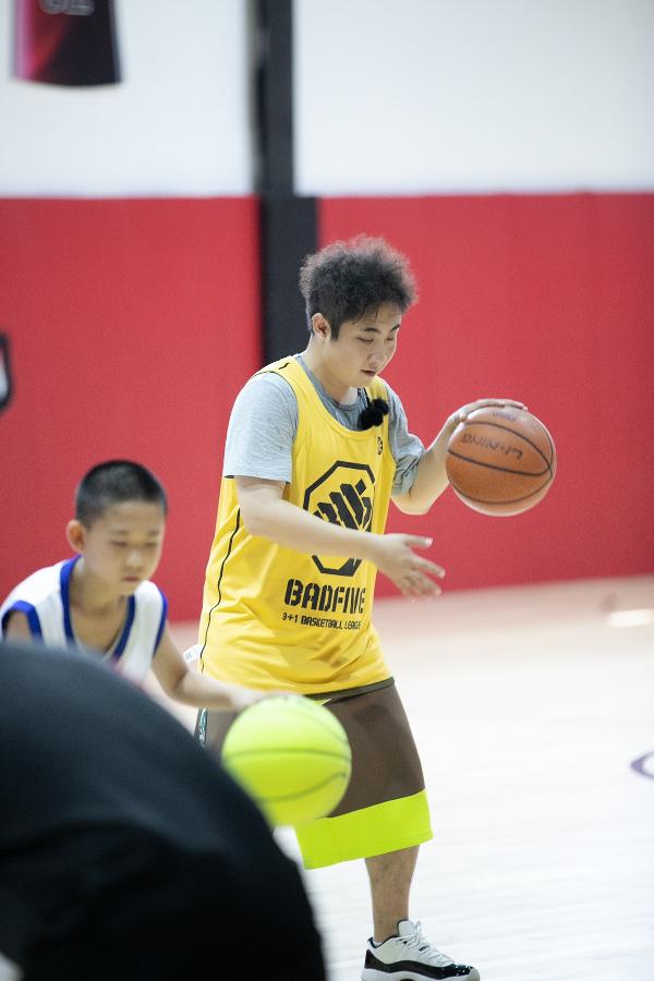 乔杉变热血篮球少年 鸡胸肉奶昔成爆款