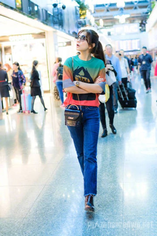 粉丝送Ella核桃补脑 Ella回应会长脑 网友：好没面子