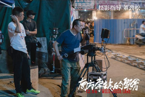 刁亦男率“灯光考古者”光影造梦