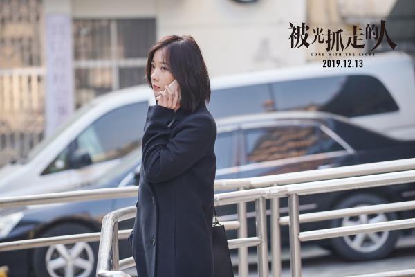 剩下的人还相爱么？《被光抓走的人》曝“真心话不冒险”特辑再掀话题风暴