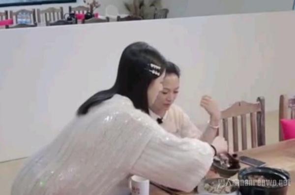 李兰迪吐槽客人 李兰迪：知道不应该但是控制不住