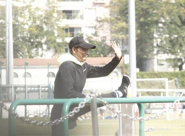 任达华近况 遇袭养伤半年准备复出 网友：老而弥坚
