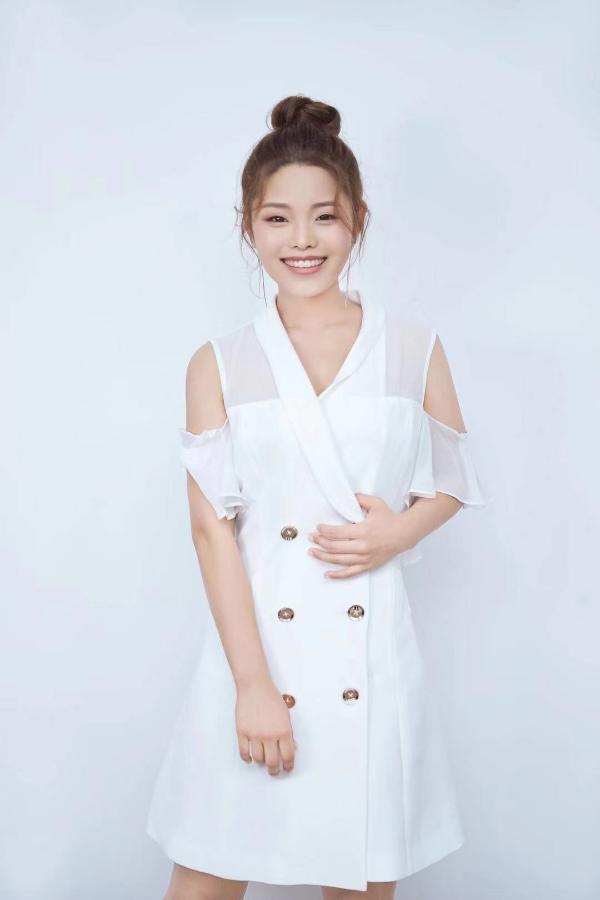 “莫小贝”王莎莎力赞何冰秦俊杰