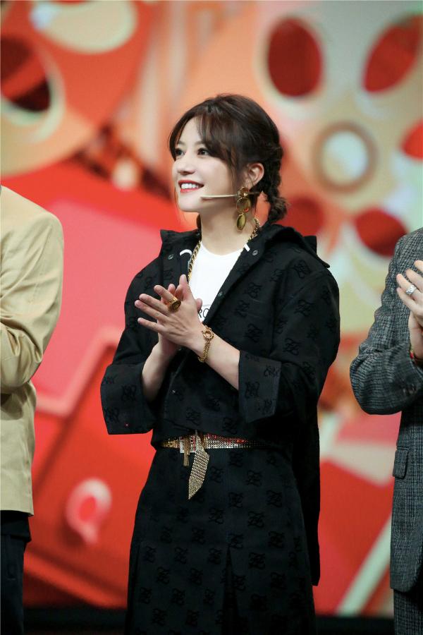 宋丹丹巴图母子“神默契”，赵薇苏有朋“还珠剧组”最全重聚，《王牌对王牌5》今晚首