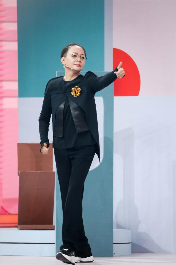 宋丹丹巴图母子“神默契”，赵薇苏有朋“还珠剧组”最全重聚，《王牌对王牌5》今晚首