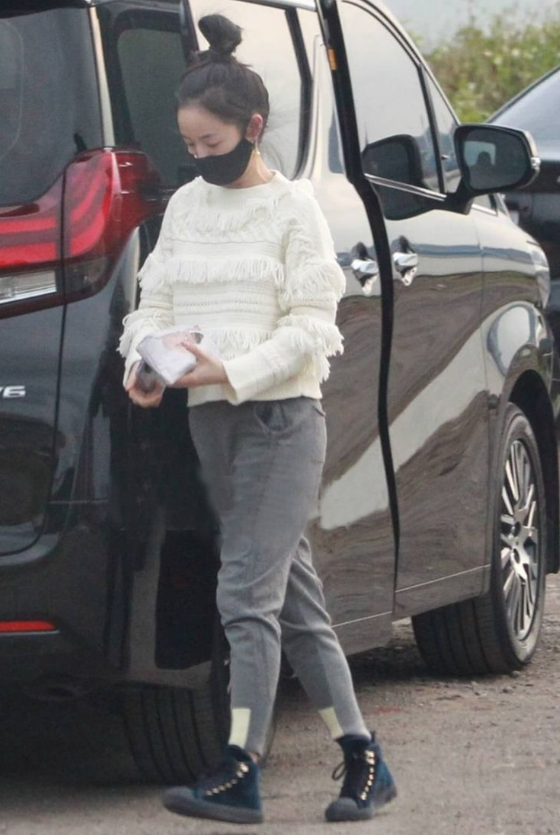 林依晨▲备孕成功？37岁林依晨素颜出席家族聚餐