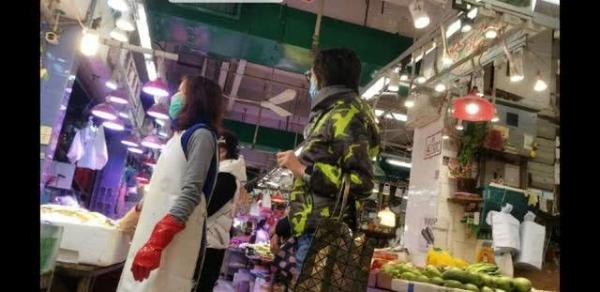 刘青云发现被偷拍后“闪现”护妻