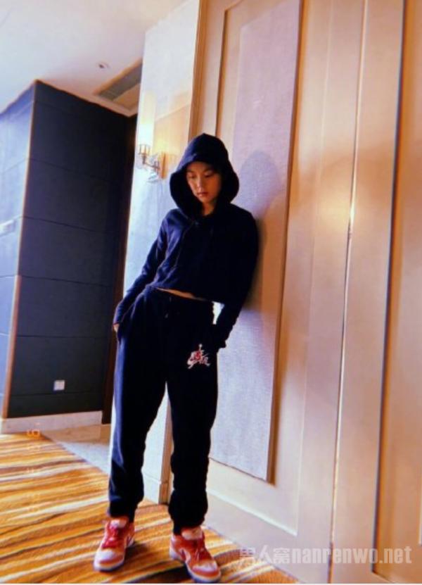 赵今麦点赞杨紫恶评 疑似力挺吴亦凡 网友评论引争议