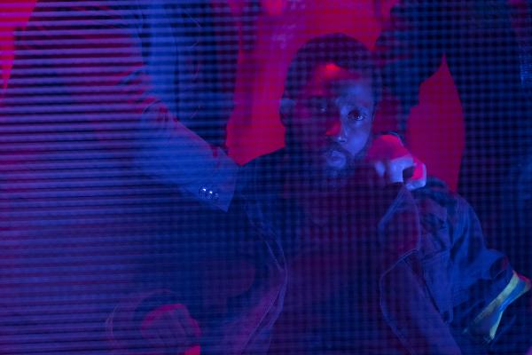 《信条》热映话题不绝后劲十足 观众多刷无限解锁观影乐趣