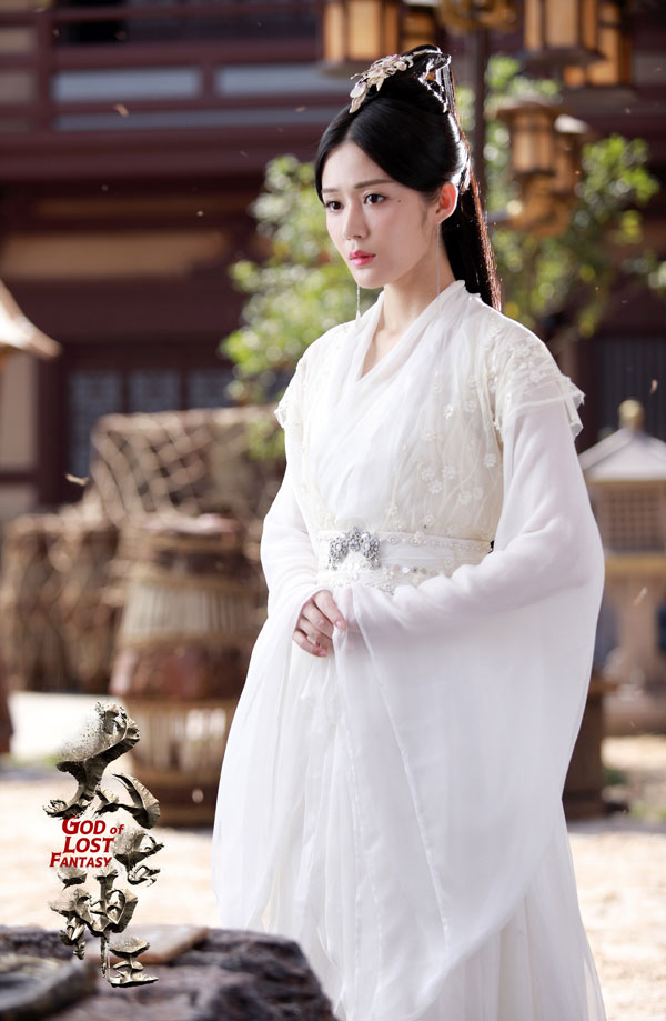 《太古神王》汤晶媚演绎虐心爱恋 搭档盛一伦戏里戏外互动反套路出招