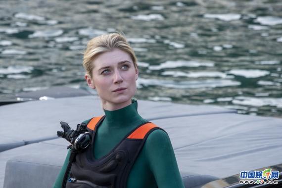 《信条》首周末票房破2亿 好评汹涌引爆全民解析狂欢