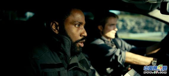 《信条》首周末票房破2亿 好评汹涌引爆全民解析狂欢