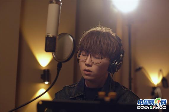 毛不易祁紫檀合作新歌《爱痕森林》 一同探索实现风格突破