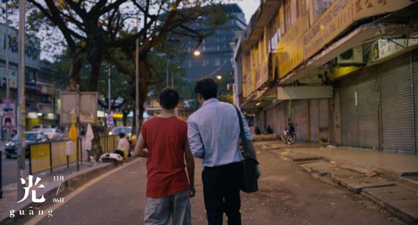 《光》曝陪你追梦预告 兄弟亲情温暖初冬