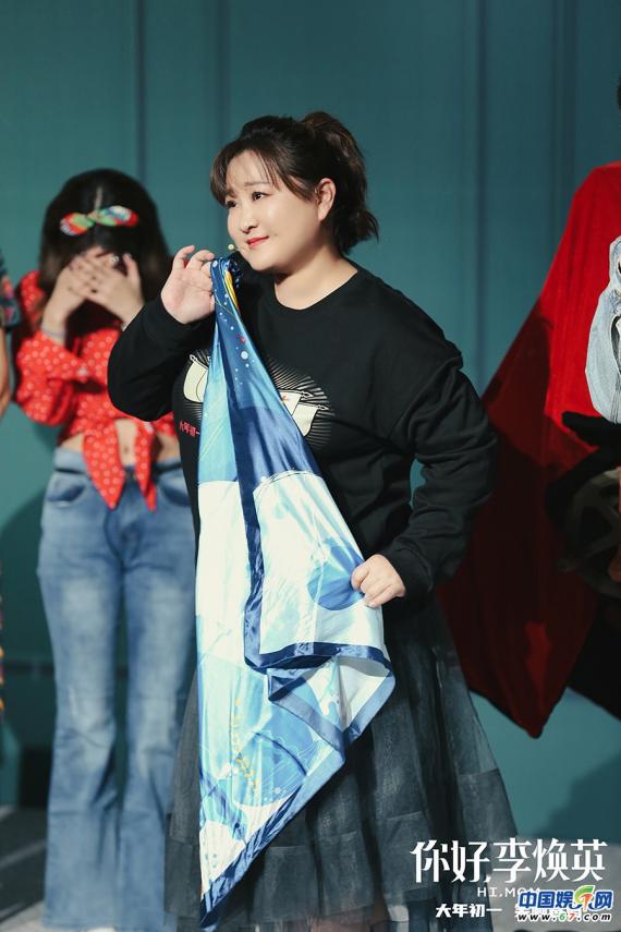 《你好，李焕英》“抖”路演 贾玲张小斐花招百出吹响新春欢乐号角