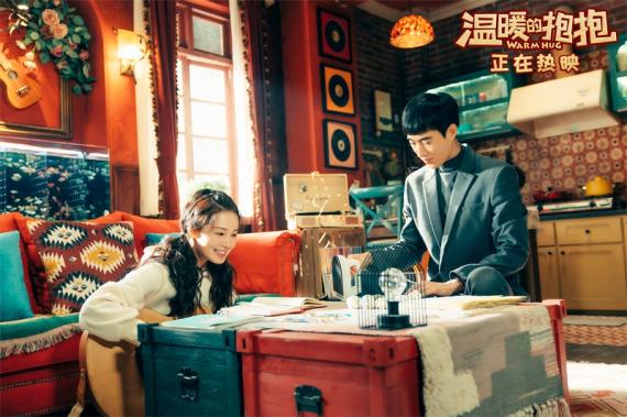 《温暖的抱抱》破6亿 发段奥娟R1SE赵磊主题曲MV