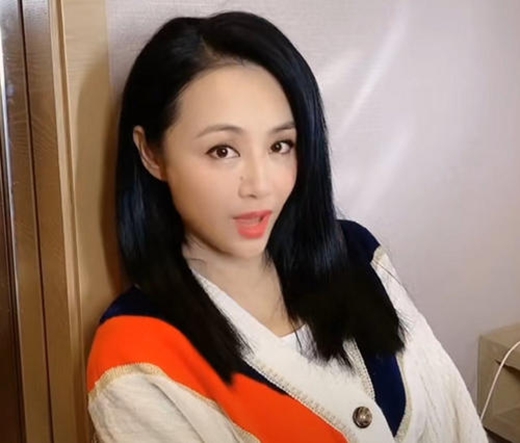 曹颖卖香薰引火灾 本人道歉并不再出售