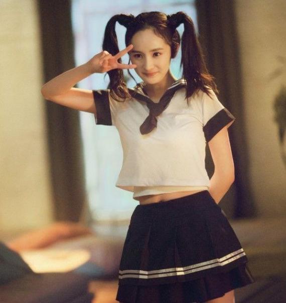 校园女神！女星换上水手服 甜美又清纯