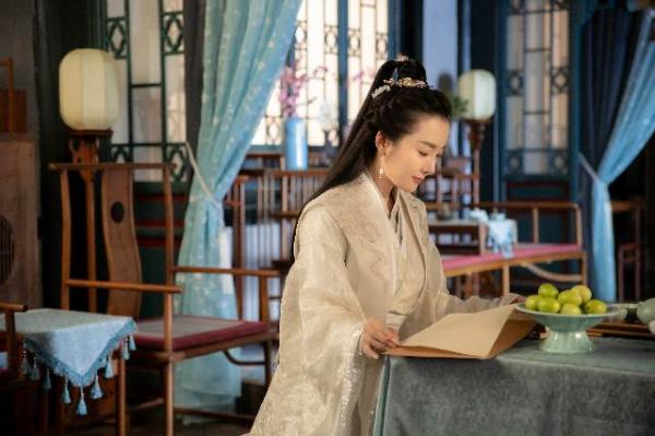《小女霓裳》云娘上线引高潮，古装美人李依晓变身模范师傅