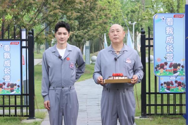 《不要小看我》带娃学习规则感李诚儒换鼓励教育秒变“夸”父