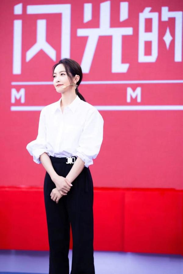 宋茜登《闪光的记忆》 回顾革命历史传递革命精神