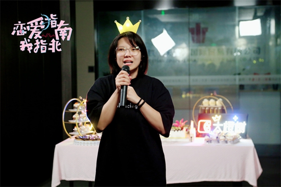 芒果TV大芒计划定制校园青春短剧《恋爱指南我指北》杀青，全组人员高喊好想谈恋爱