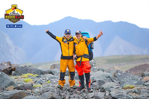 “搜狐新闻雪山行”5小时抵岗什卡C1营地印小天、X玖少年团夏之光、黄征下撤