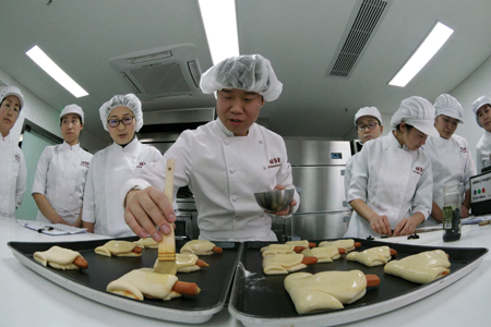 研发的匠心，每款新品必经两个月打磨