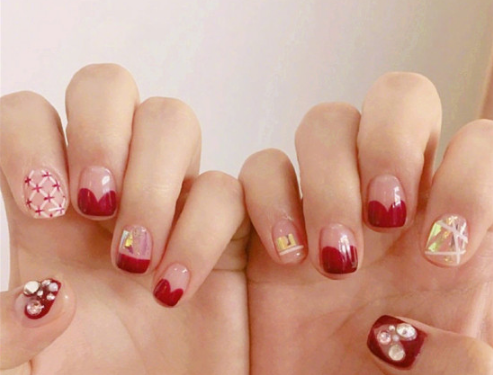 2018新年美甲图片大全，好看新款都在这！