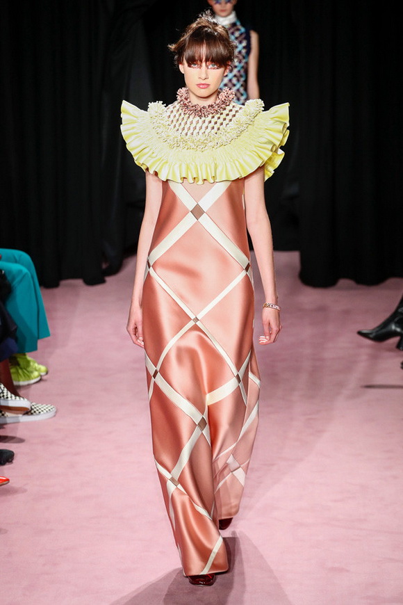 假面舞会的花仙子2018春夏高定秀