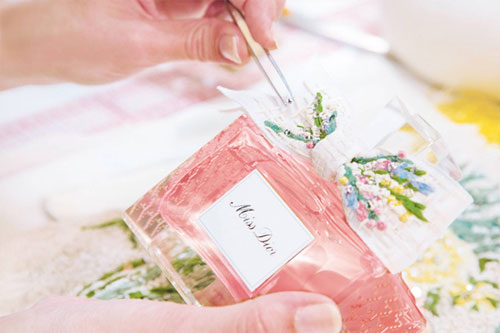 迪奥推出Miss Dior 典藏版限量香氛