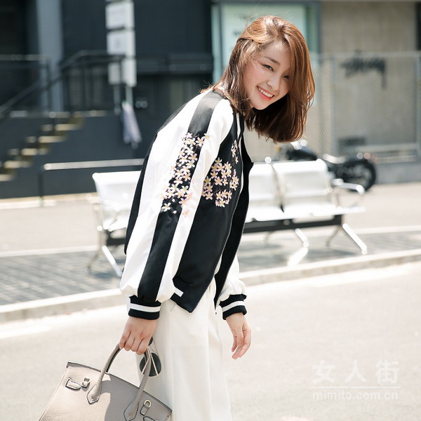 夹克外套搭配示范，给你初春女神范儿