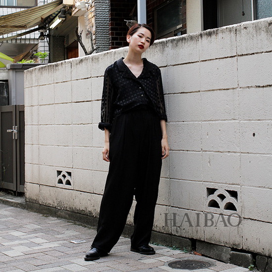 日本街拍撞色Look晒个性 顺色搭配更拉风