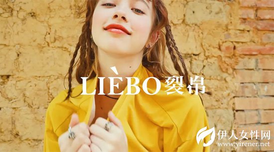 这个夏天不需要别的单品 有100件T恤就够了