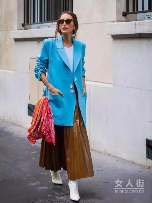 西装配裙子，职场最有气质的搭配