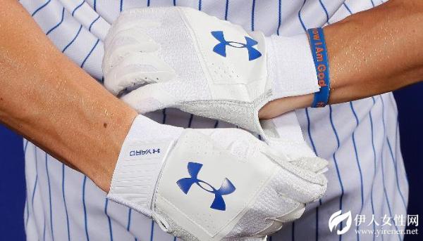 成绩单中指标均不“及格” Under Armour 摔惨了