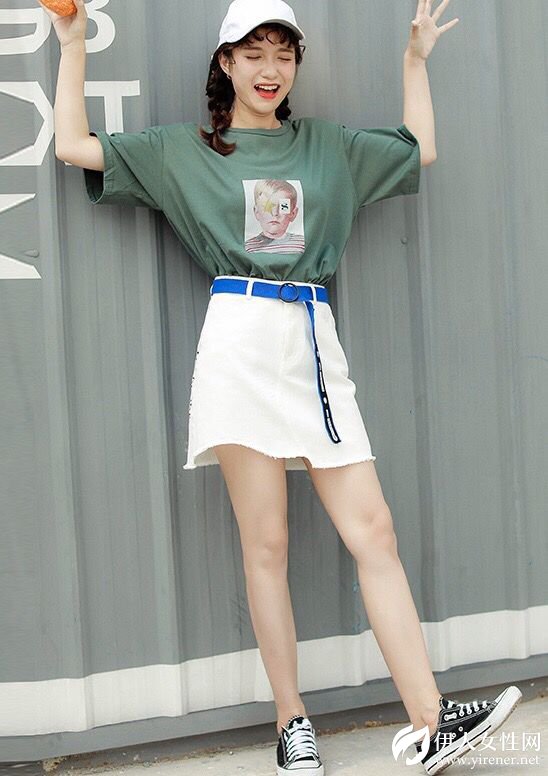 聚多品：这样清纯不做作的穿搭 你钟爱哪一件？